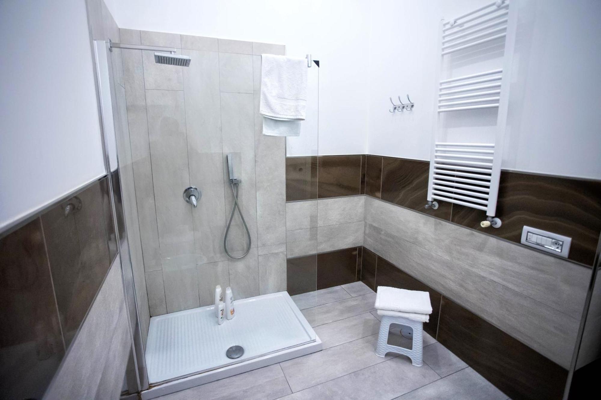 Palazzo 15 * Naples